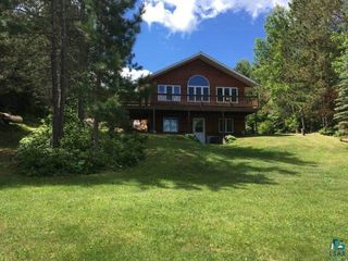 8981 & 8985 W Bear Island Lake Rd