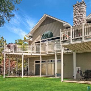 657 Main St Unit 203