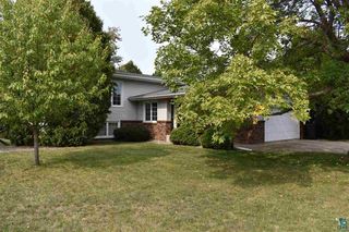 303 S 12th Ave