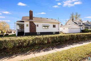 329 N 40th Ave W