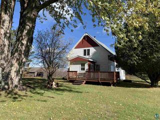 324 Freeman Rd