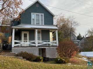 326 N 19th Ave W