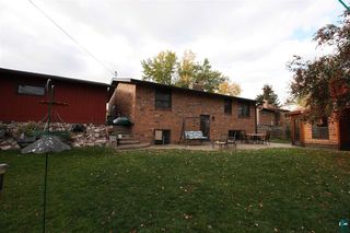 25 Circle Dr