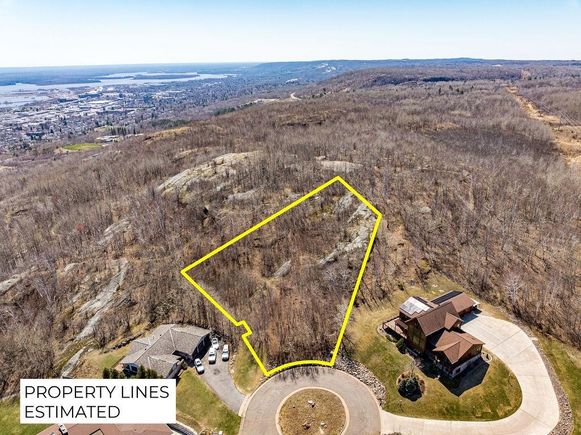 29xx W 15th St Duluth, MN Plot of land Active - Photo 1 of 18. Opens carousel modal