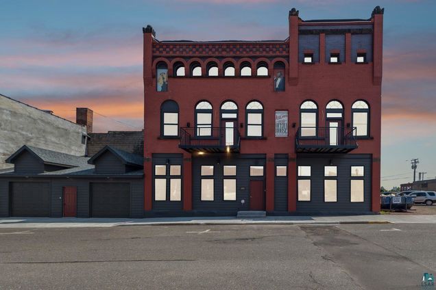 208 3rd Ave W Unit 202