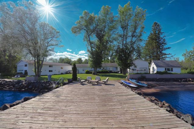6431 Summit Ave Washburn, WI House Active - Photo 1 of 38. Opens carousel modal