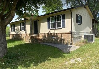 60 Shady Oaks Dr