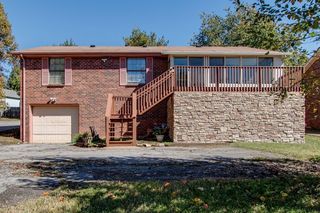 3236 Trails End Ln