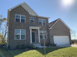 1072 Oakhall Dr