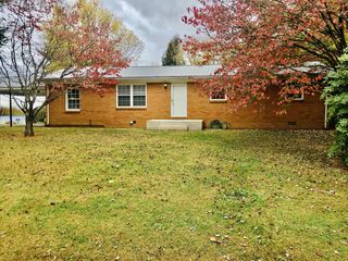 301 Greggview St