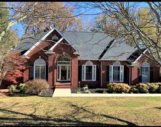 46 Deerfield Ct