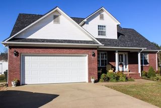 563 Cedar Ct
