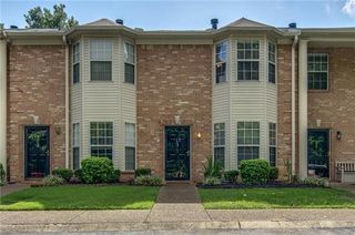 137 Lakebrink Dr