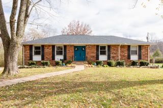 322 Shady Oak Dr.