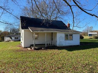 243 Red Hill Rd