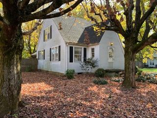 327 Portland Blvd