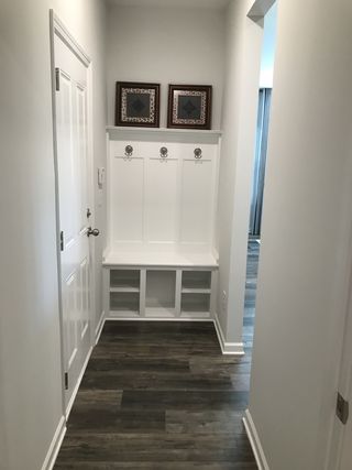 6657 Hanworth Trce