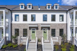 2089 Oakwood Ave Unit 11