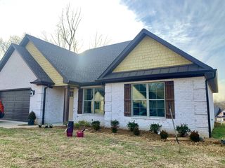 109 Andrews Dr