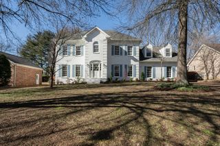 1540 Kinnard Dr