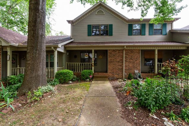 814 Beazer Ln Antioch, TN Townhouse Sold - Photo 1 of 48. Opens carousel modal
