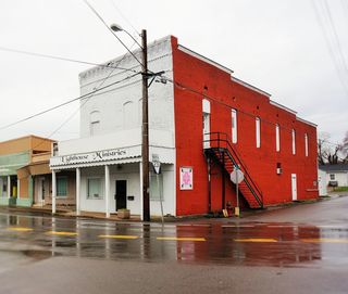 76 Main Street