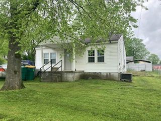 412 Heil Quaker Ave