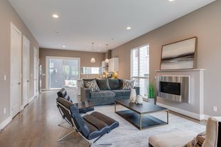 421 35th Ave N Unit B