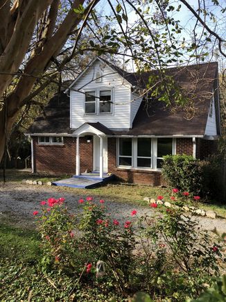 1318 Kenton Pl Nashville, TN House Sold - Photo 1 of 16. Opens carousel modal