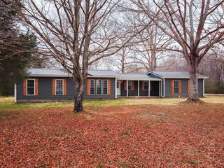 2445 Rock Springs Rd