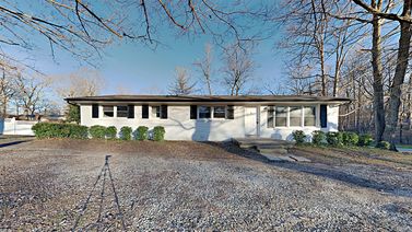 1023 Belmont Dr