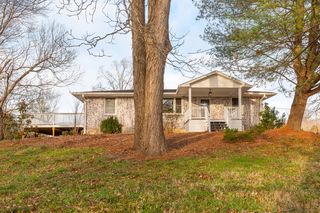 203 Ed Harris Rd