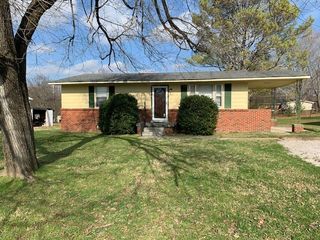 202 N James M Campbell Blvd