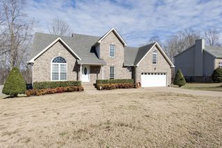 7207 Sir William Drive