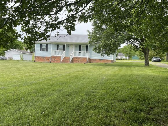 1620 Old Highway 25 Hartsville, TN House Sold - Photo 1 of 26. Opens carousel modal