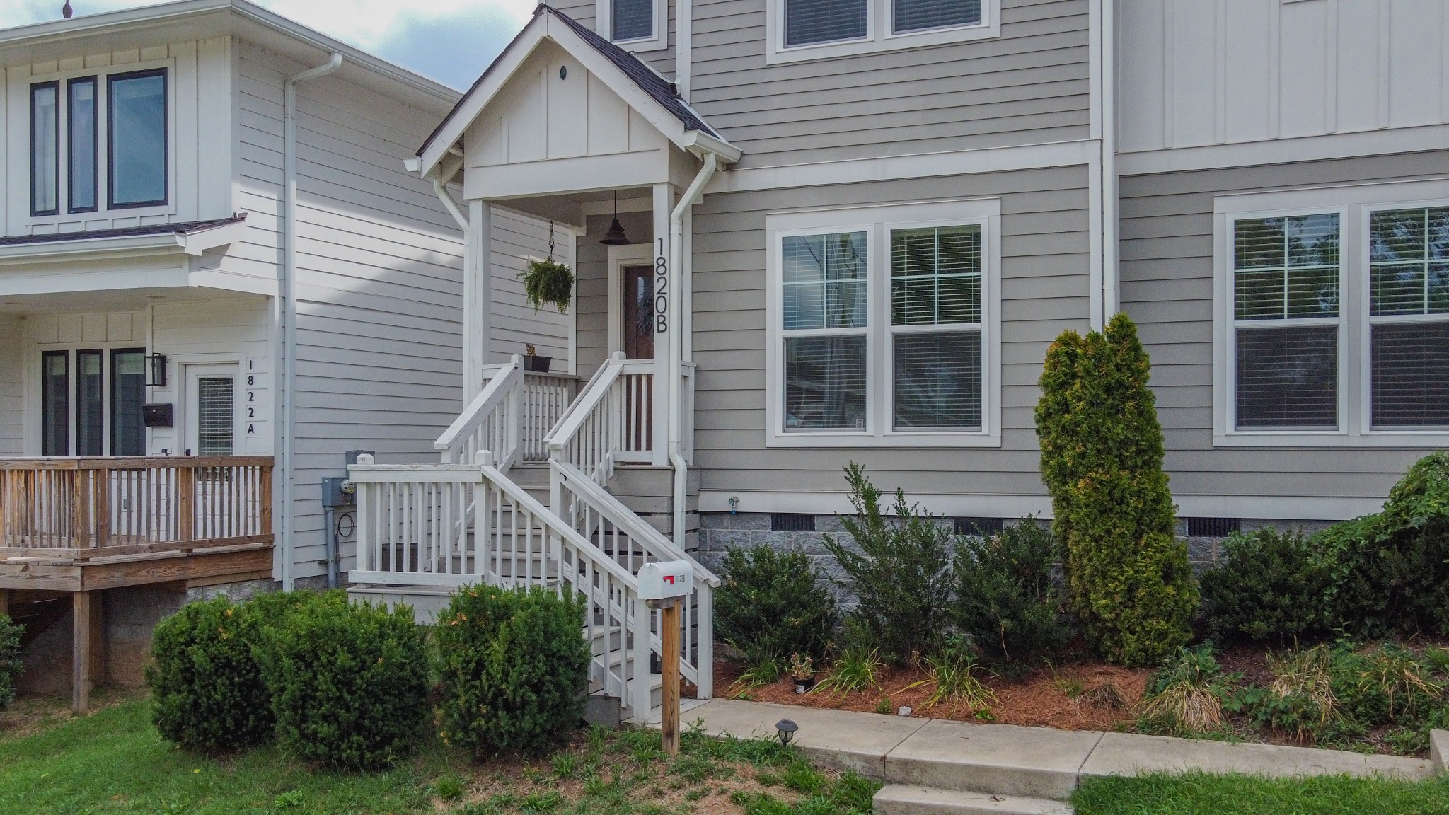 1820 16th Ave N Unit B  