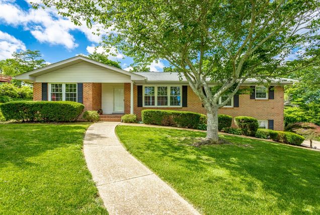 7110 Saratoga Lane Chattanooga, TN House Sold - Photo 1 of 17. Opens carousel modal