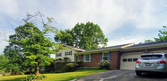 404 Lark Lane Chattanooga, TN House Sold - Photo 1 of 4. Opens carousel modal