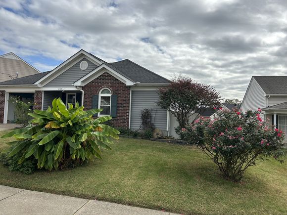 2105 Candlebrook Ct Madison, TN House Active - Photo 1 of 10. Opens carousel modal