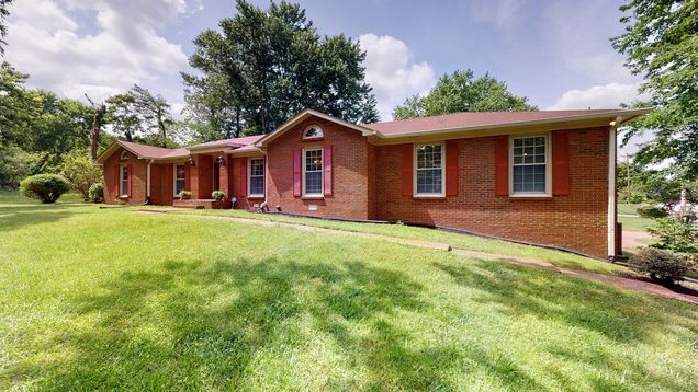 5818 Cloverland Dr