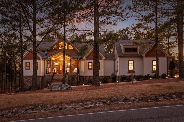 365 Lookout View Drive Jasper, TN House Sold - Photo 1 of 76. Opens carousel modal