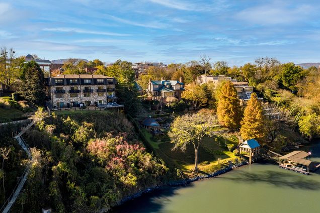 637 Battery Place Unit Apt 04 Chattanooga, TN Condo Sold - Photo 1 of 42. Opens carousel modal