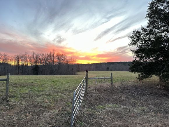 0 Factory Creek Rd Waynesboro, TN Plot of land Active - Photo 1 of 38. Opens carousel modal