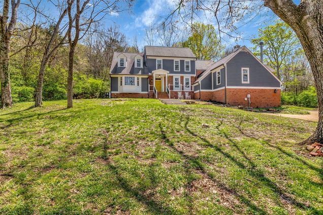 1007 Perkins Ln Franklin, TN House Sold - Photo 1 of 60. Opens carousel modal