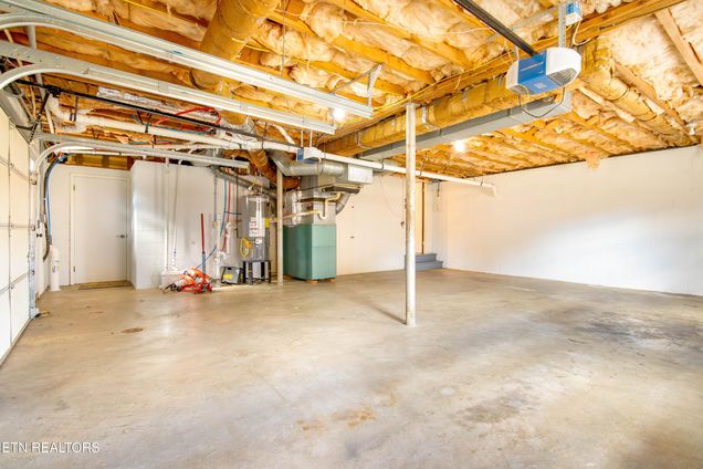 231 Lonas Dr, Maryville, TN 37803 Estately 🧡 MLS# 2830765