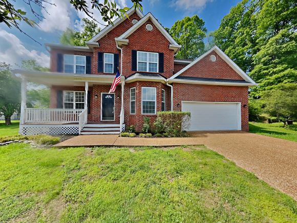 1807 Lowell Ct Spring Hill, TN House Active - Photo 1 of 23. Opens carousel modal