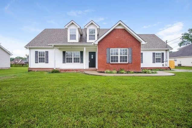 111 Centerrock Dr Christiana, TN House Active - Photo 1 of 19. Opens carousel modal