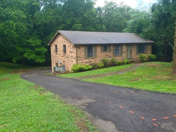 288 Lookout Dr Old Hickory, TN House Active - Photo 1 of 16. Opens carousel modal