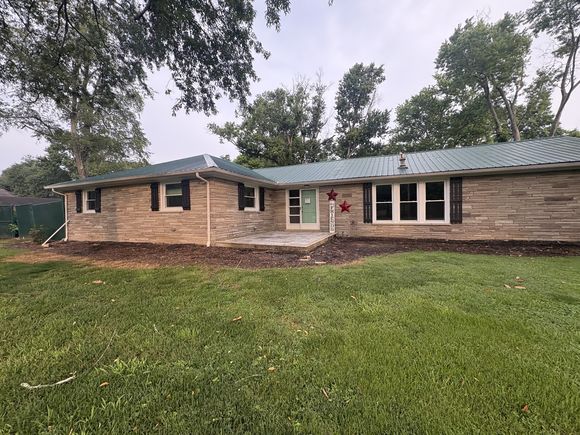 8827 Horton Hwy