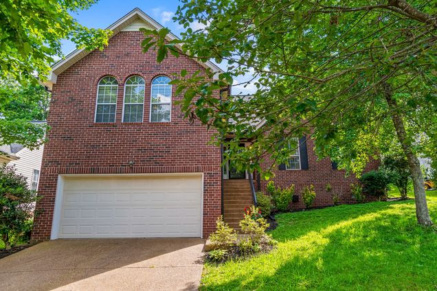 1817 Bryce Cir